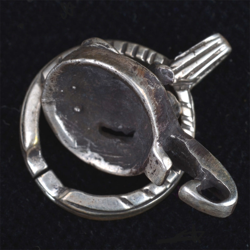 BBC006 | Sterling Silver Mouse Clasp by Robert Burkett – 02