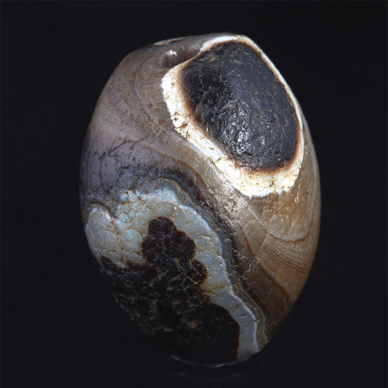 BC2358 | Ancient Chung Dzi Bead Agate with Three Eyes – 01