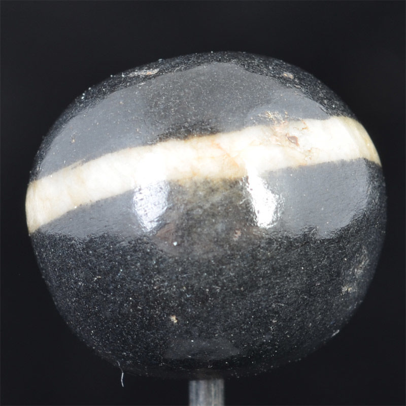 BC2790 | Bhaisajyaguru Agate Banded Dzi Bead – 05
