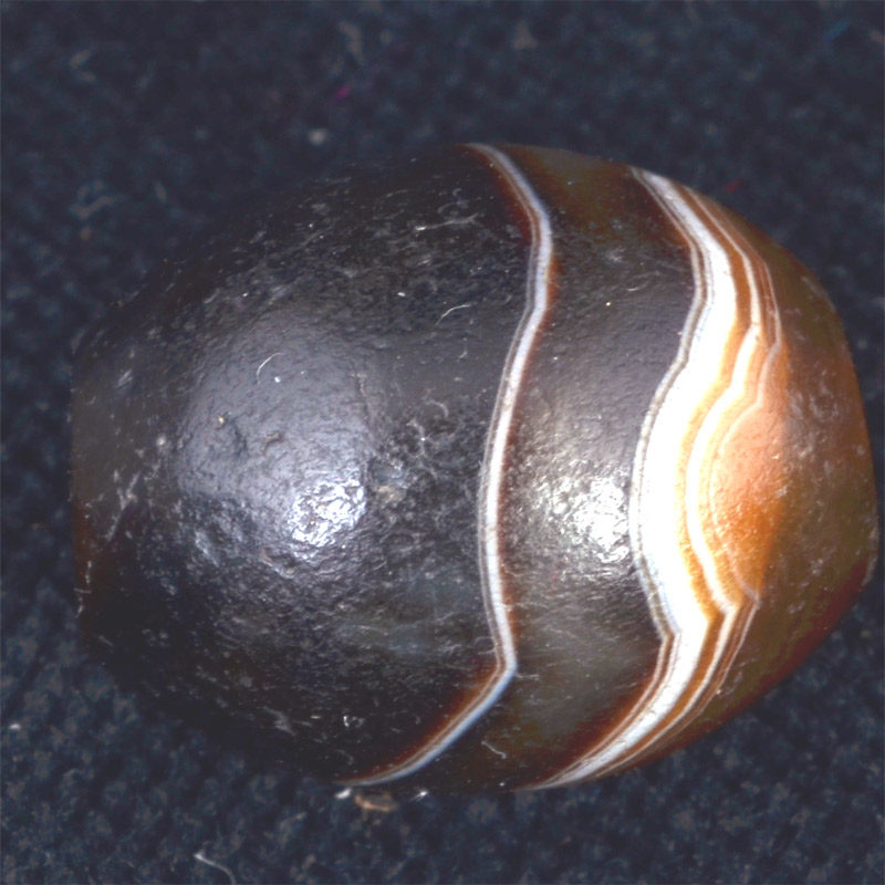 BC2847 | Ancient Banded Agate Chung Dzi Bead – 01