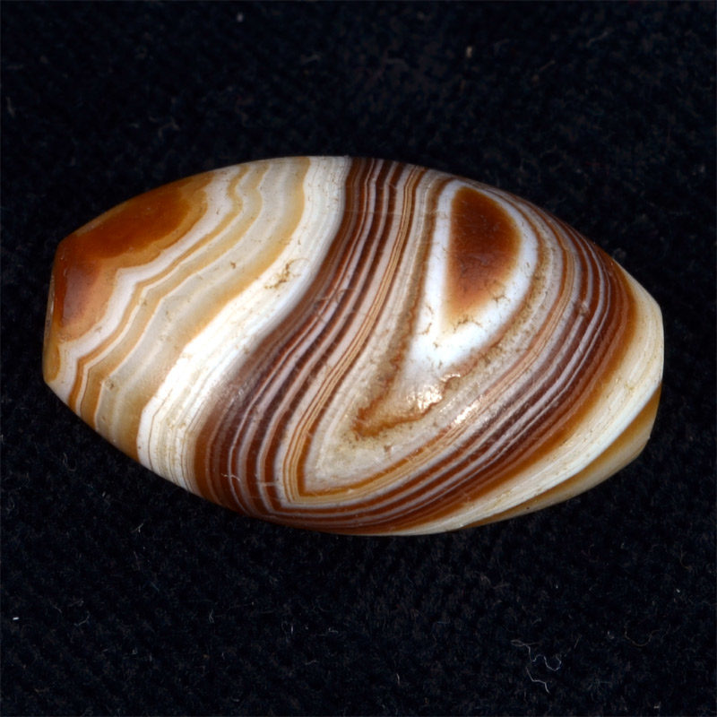 BC2848 | Natural Agate Three Eye Chung Dzi Bead – 00