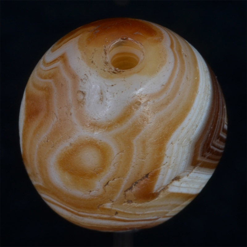 BC2848 | Natural Agate Three Eye Chung Dzi Bead – 04