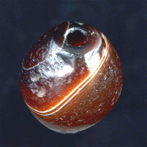 BC2854 | Ancient Natural Agate Chung Dzi Bead in Black and Brown - 06