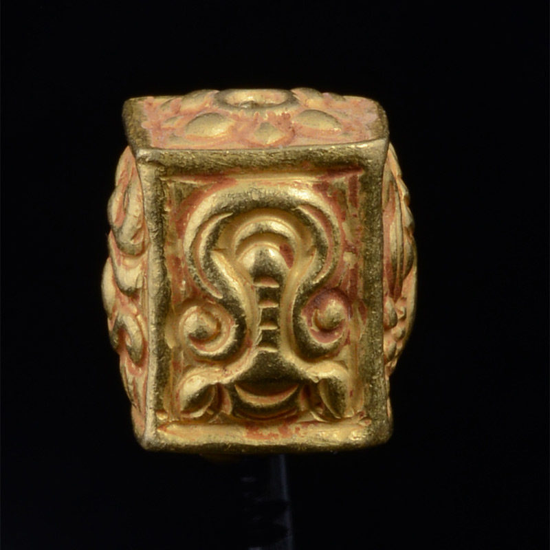 BC3258 | Pyu Gold Bead Reproduction, Box style w/Repousse – 01