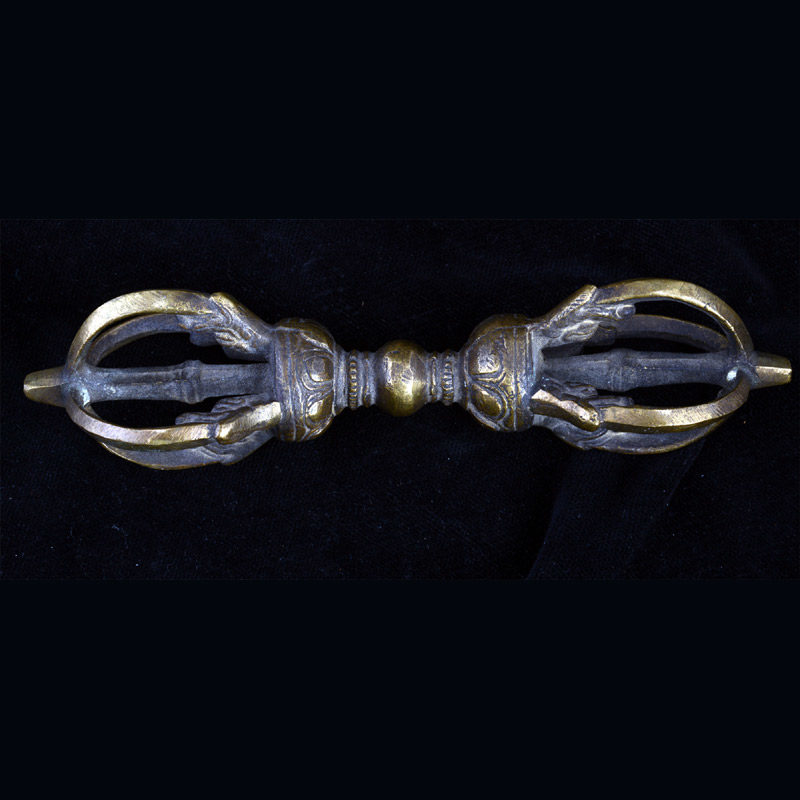 AA1100 | Antique Tibetan Bell & Dorje Set, 19C – 01