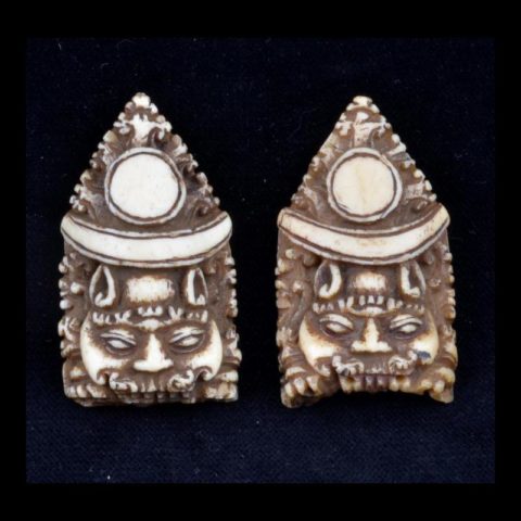 AA1044 | Carved Human Femur Mahakala Apron Pieces, Set of Two - 00