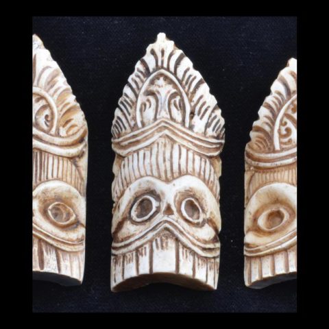AA1048 | Set of Five Carved Bone Skulls Crown Pieces - 00