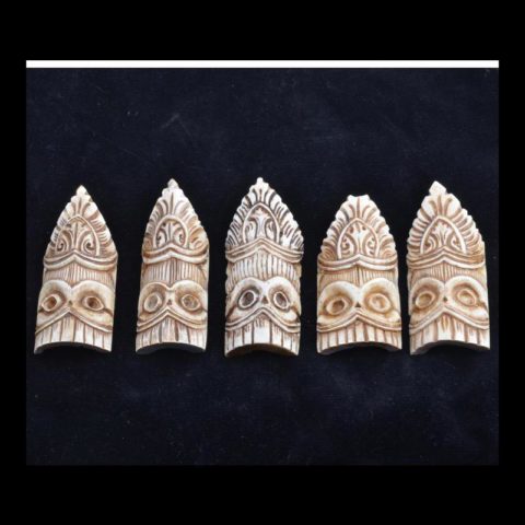 AA1048 | Set of Five Carved Bone Skulls Crown Pieces - 01 | AA1048 | Set of Five Carved Bone Skulls Crown Pieces - 01