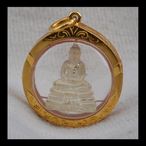 AMG1018 | Thai Buddha Amulet in a 14k Gold Case