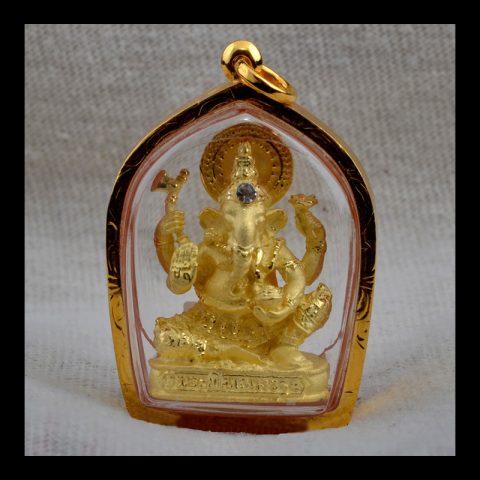AMG1028 | Thai Ganesh Amulet in a 23k Gold Case