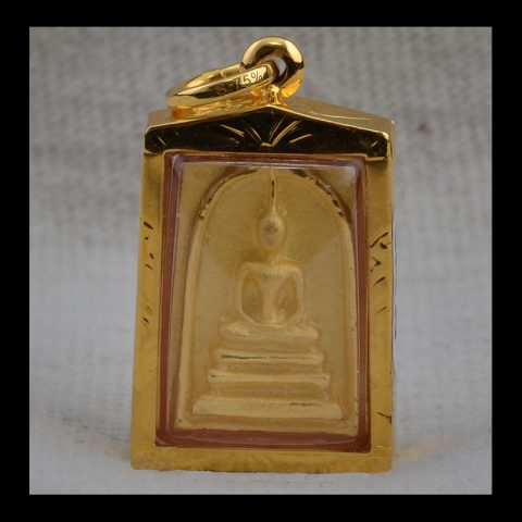 AMG1045 | Buddha Amulet in an 18k Gold Case