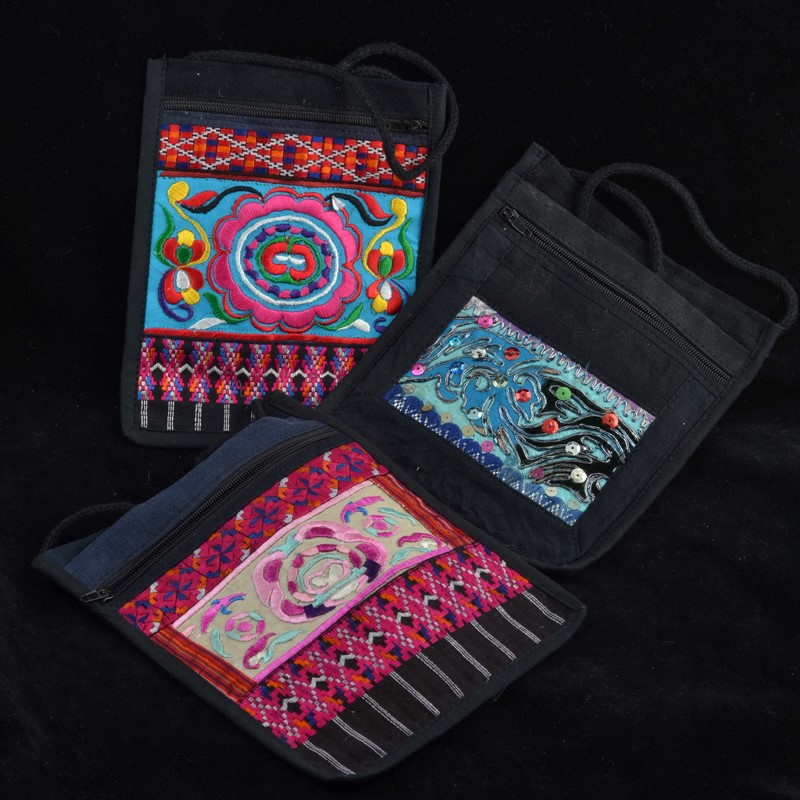 BAG37 | Small Passport Bag with Chinese Embroidery - 00 | BAG37 | Small Passport Bag with Chinese Embroidery - 00