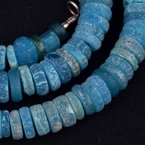 BC1027 | Ancient Blue Glass Necklace from Burma - 02