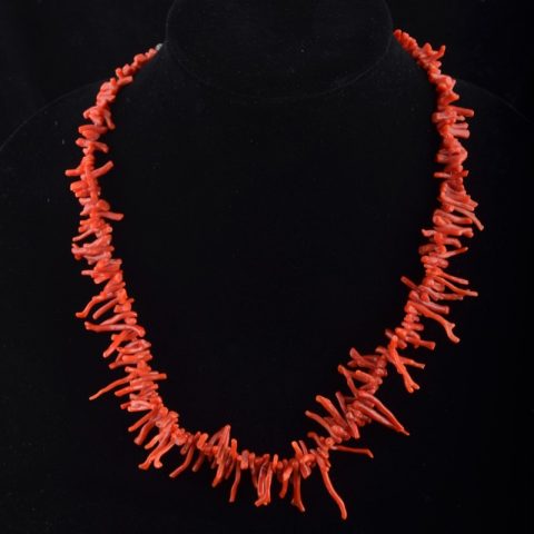 BC1081 | Necklace of Graduated Branched Coral - 02