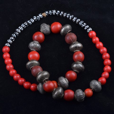 BC1264 | Necklace of Red Glass Beads and Antique Silver