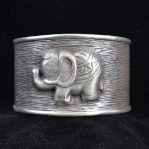 BRA3009 | Hill Tribe Silver Elephant Cuff Bracelet - 00
