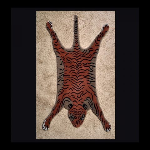 CT199BB | Small Cut Out Pelt Tiger Rug - 00