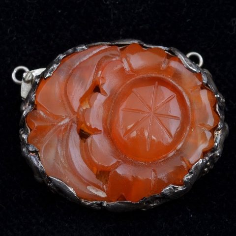 ECS157 |  Sterling Clasp with Carved Carnelian and Rat Motif Bezel - 00
