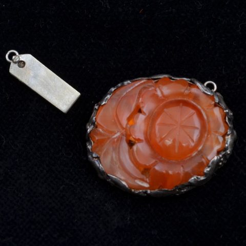ECS157 |  Sterling Clasp with Carved Carnelian and Rat Motif Bezel - 01