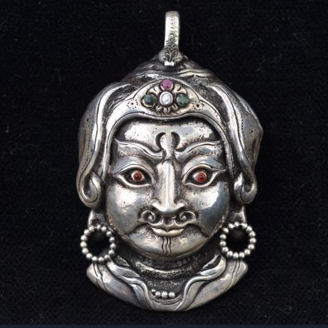 SP175 -1 | Sterling Silver Padma Sambava Pendant with Precious Stones - 00