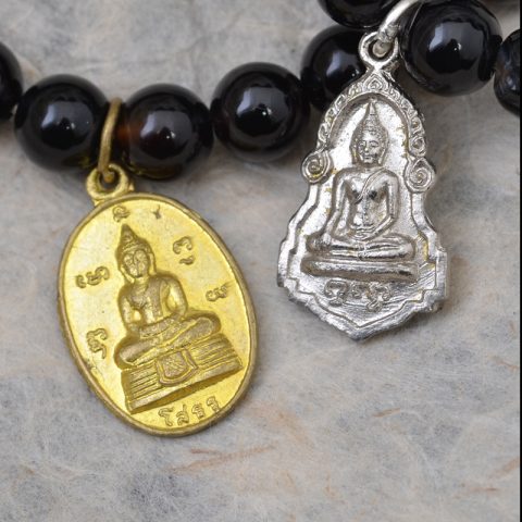 YJ110 | Black Agate Stretch Bracelet with Buddha Amulet Charm - 01 | YJ110 | Black Agate Stretch Bracelet with Buddha Amulet Charm - 01
